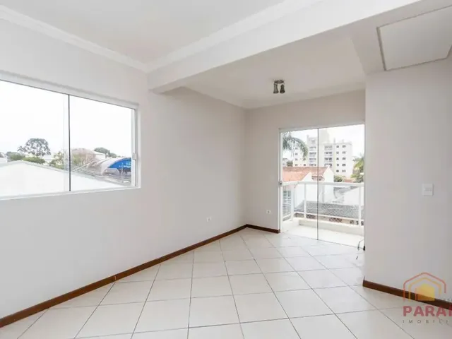 Apartamento 2 quartos e 1 banheiro, para alugar, no bairro Cajuru em Curitiba