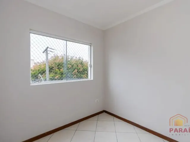 Apartamento 2 quartos e 1 banheiro, para alugar, no bairro Cajuru em Curitiba