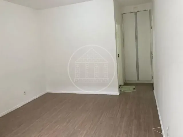 Apartamento com 55m² 3 quartos e 2 banheiros, para alugar, no bairro Interlagos em São Paulo