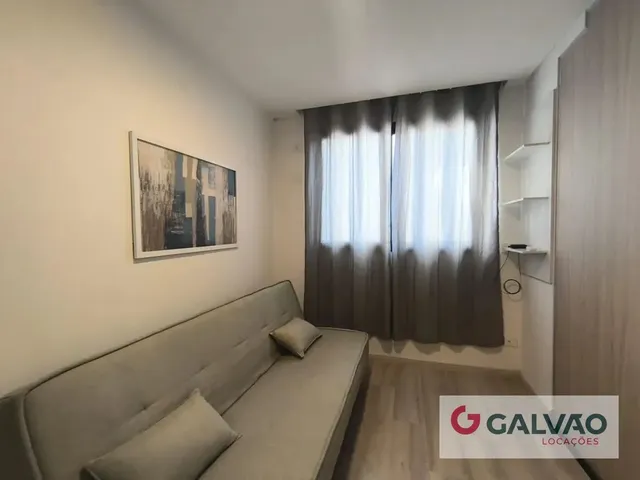 Apartamento 2 quartos e 1 banheiro, para alugar, no bairro Centro em Curitiba