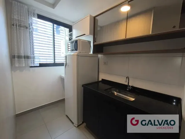 Apartamento 2 quartos e 1 banheiro, para alugar, no bairro Centro em Curitiba