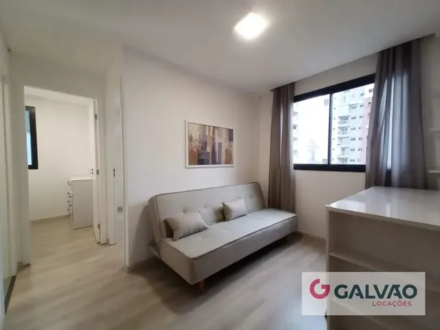 Apartamento 2 quartos e 1 banheiro, para alugar, no bairro Centro em Curitiba