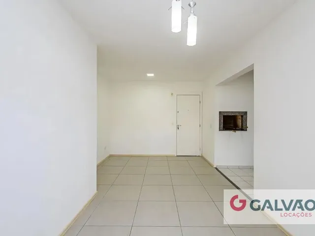 Apartamento 2 quartos e 1 banheiro, para alugar, no bairro Cidade Industrial em Curitiba