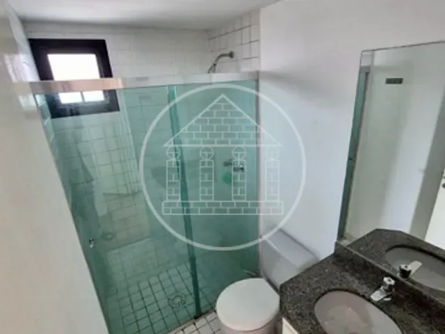 Apartamento 3 quartos e 2 banheiros, para alugar, no bairro Jd. Marajoara em São Paulo