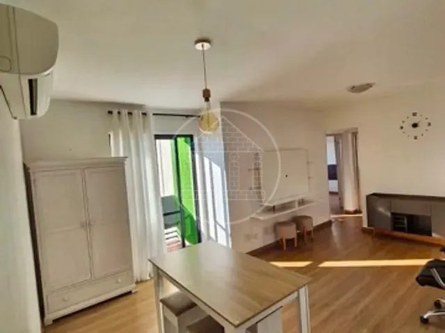 Apartamento 3 quartos e 2 banheiros, para alugar, no bairro Jd. Marajoara em São Paulo