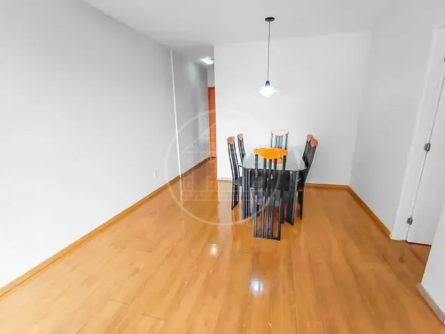 Apartamento 2 quartos e 2 banheiros, à venda, no bairro Jardim Itapeva em São Paulo