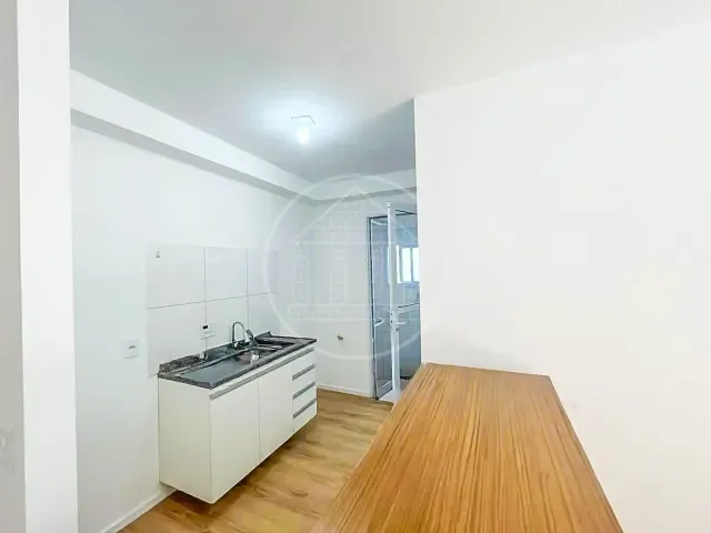 Apartamento 2 quartos e 2 banheiros, para alugar, no bairro Vila Sofia em São Paulo