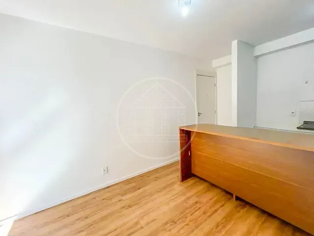Apartamento 2 quartos e 2 banheiros, para alugar, no bairro Vila Sofia em São Paulo