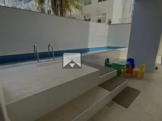 Apartamento 4 quartos e 4 banheiros, à venda, no bairro Charitas em Niterói