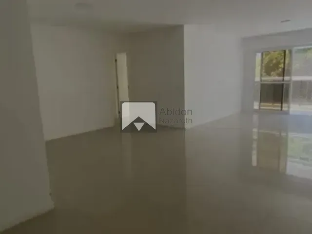 Apartamento 4 quartos e 4 banheiros, à venda, no bairro Charitas em Niterói