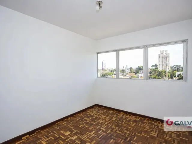 Apartamento 3 quartos e 1 banheiro, para alugar, no bairro Centro Cívico em Curitiba