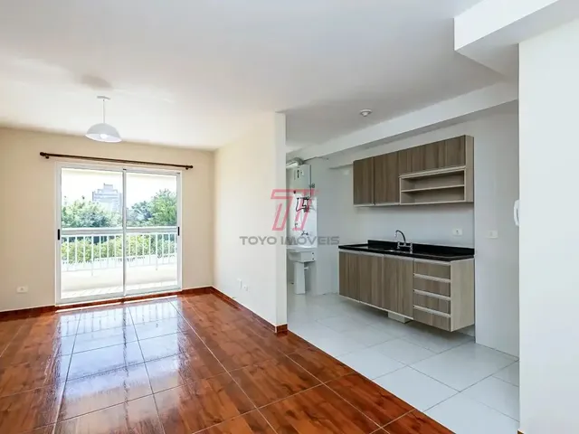 Apartamento 2 quartos e 2 banheiros, para alugar, no bairro Novo Mundo em Curitiba