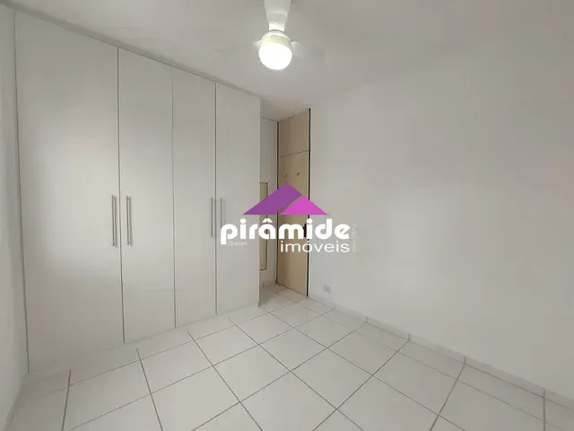 Apartamento com 56m² 2 quartos e 1 banheiro, para alugar, no bairro Vila Guaianazes em São José dos Campos