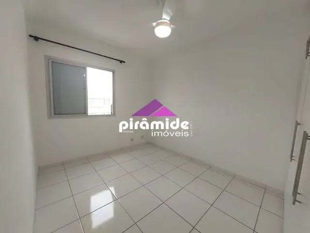 Apartamento com 56m² 2 quartos e 1 banheiro, para alugar, no bairro Vila Guaianazes em São José dos Campos