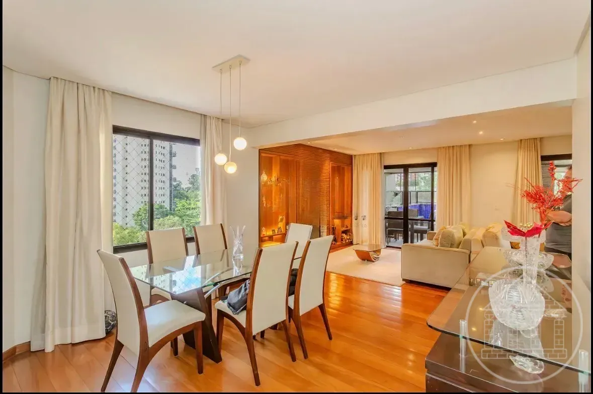 Apartamento, 4 quartos, 233 m² - Foto 1