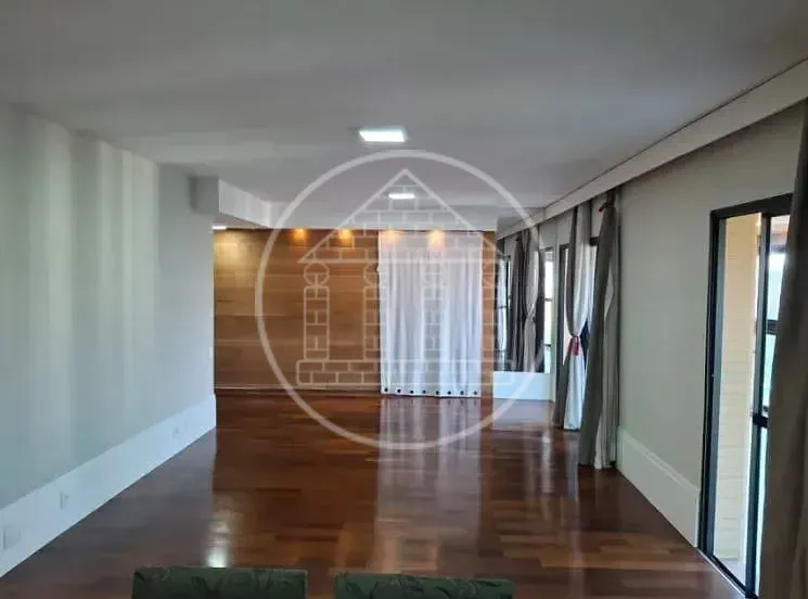 Apartamento, 3 quartos, 160 m² - Foto 1