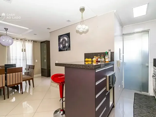 Apartamento 2 quartos e 2 banheiros, à venda, no bairro Xaxim em Curitiba