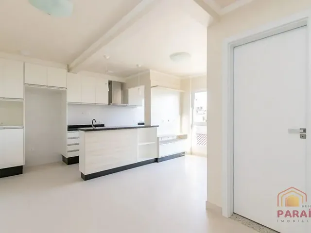 Apartamento 2 quartos e 1 banheiro, para alugar, no bairro Bairro Alto em Curitiba