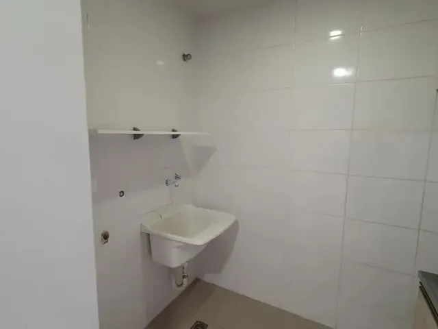 Apartamento 1 quarto e 1 banheiro, para alugar, no bairro Portão em Curitiba