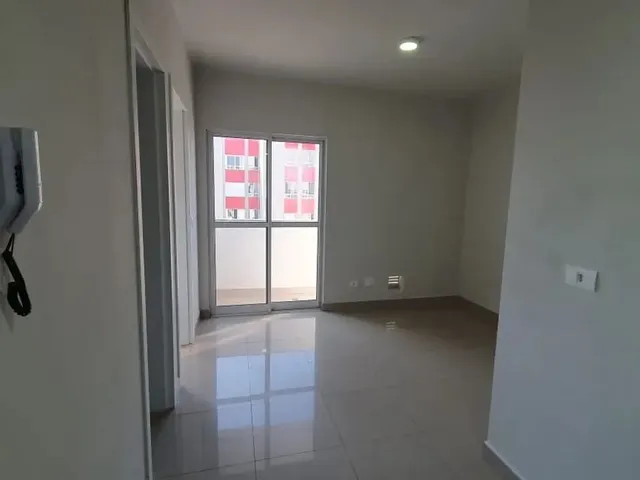 Apartamento 1 quarto e 1 banheiro, para alugar, no bairro Portão em Curitiba