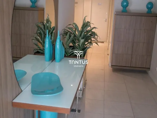 Apartamento 2 quartos e 2 banheiros, para alugar, no bairro Cabral em Curitiba