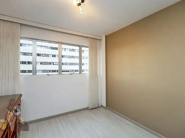 Apartamento 1 quarto e 1 banheiro, para alugar, no bairro Rebouças em Curitiba