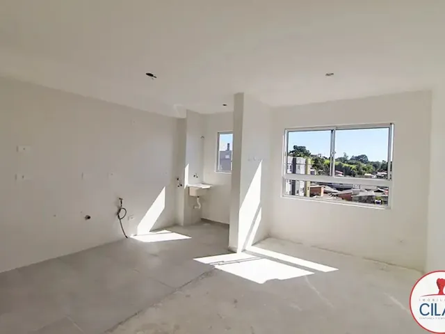 Apartamento 2 quartos e 1 banheiro, à venda, no bairro Atuba em Curitiba