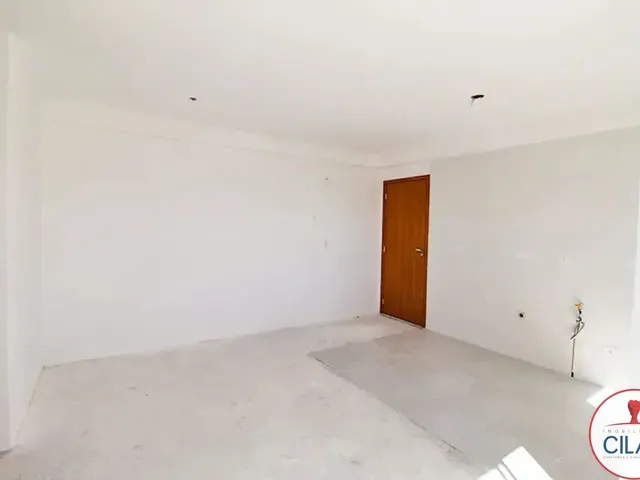 Apartamento 2 quartos e 1 banheiro, à venda, no bairro Atuba em Curitiba