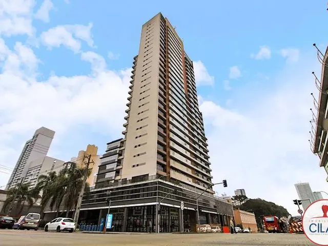 Apartamento 1 quarto e 1 banheiro, para alugar, no bairro Centro em Curitiba