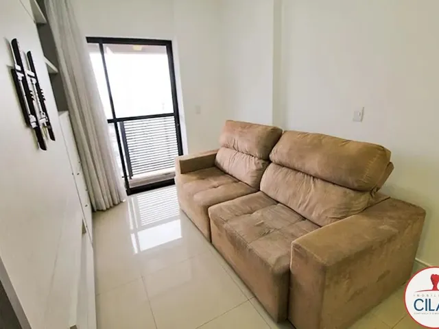 Apartamento 1 quarto e 1 banheiro, para alugar, no bairro Centro em Curitiba