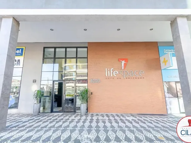 Apartamento 1 quarto e 1 banheiro, para alugar, no bairro Centro em Curitiba