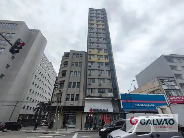 Apartamento 1 quarto e 1 banheiro, para alugar, no bairro Centro em Curitiba