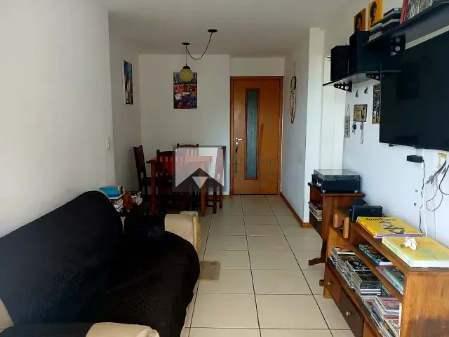 Apartamento 2 quartos e 1 banheiro, à venda, no bairro Badu em Niterói