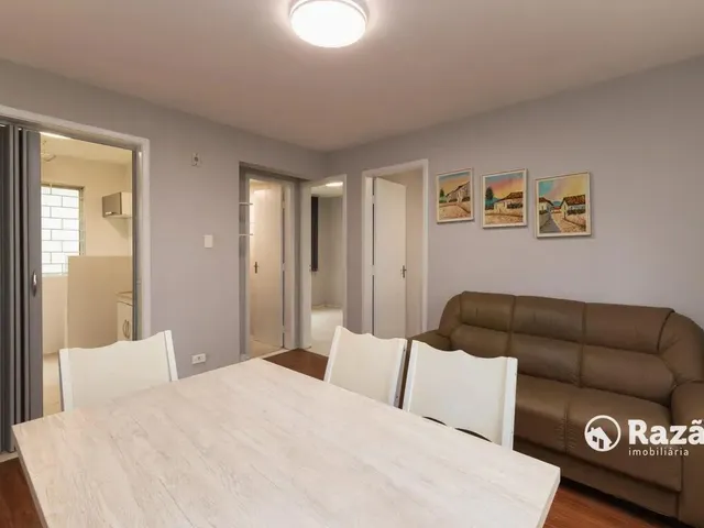 Apartamento 2 quartos e 1 banheiro, para alugar, no bairro Uberaba em Curitiba