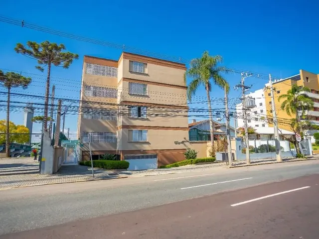 Apartamento 2 quartos e 1 banheiro, para alugar, no bairro Alto da Glória em Curitiba