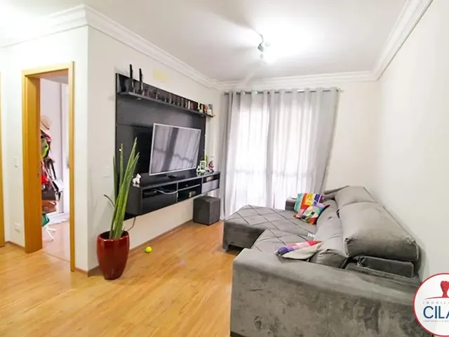 Apartamento 2 quartos e 1 banheiro, para alugar, no bairro Água Verde em Curitiba