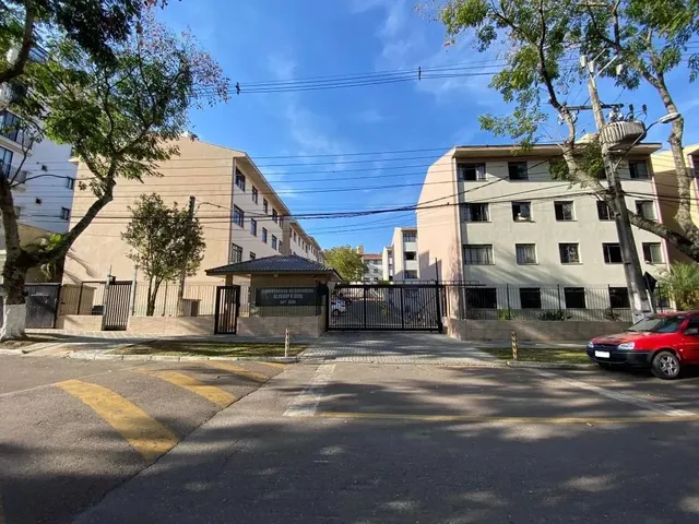 Apartamento 2 quartos e 1 banheiro, para alugar, no bairro Boa Vista em Curitiba