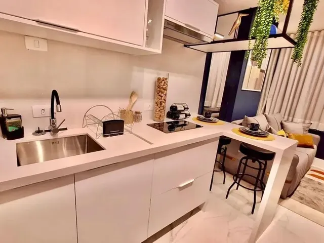 Apartamento 1 quarto e 1 banheiro, à venda, no bairro Centro em Curitiba