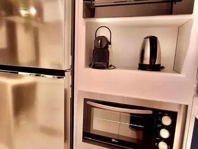 Apartamento 1 quarto e 1 banheiro, à venda, no bairro Centro em Curitiba