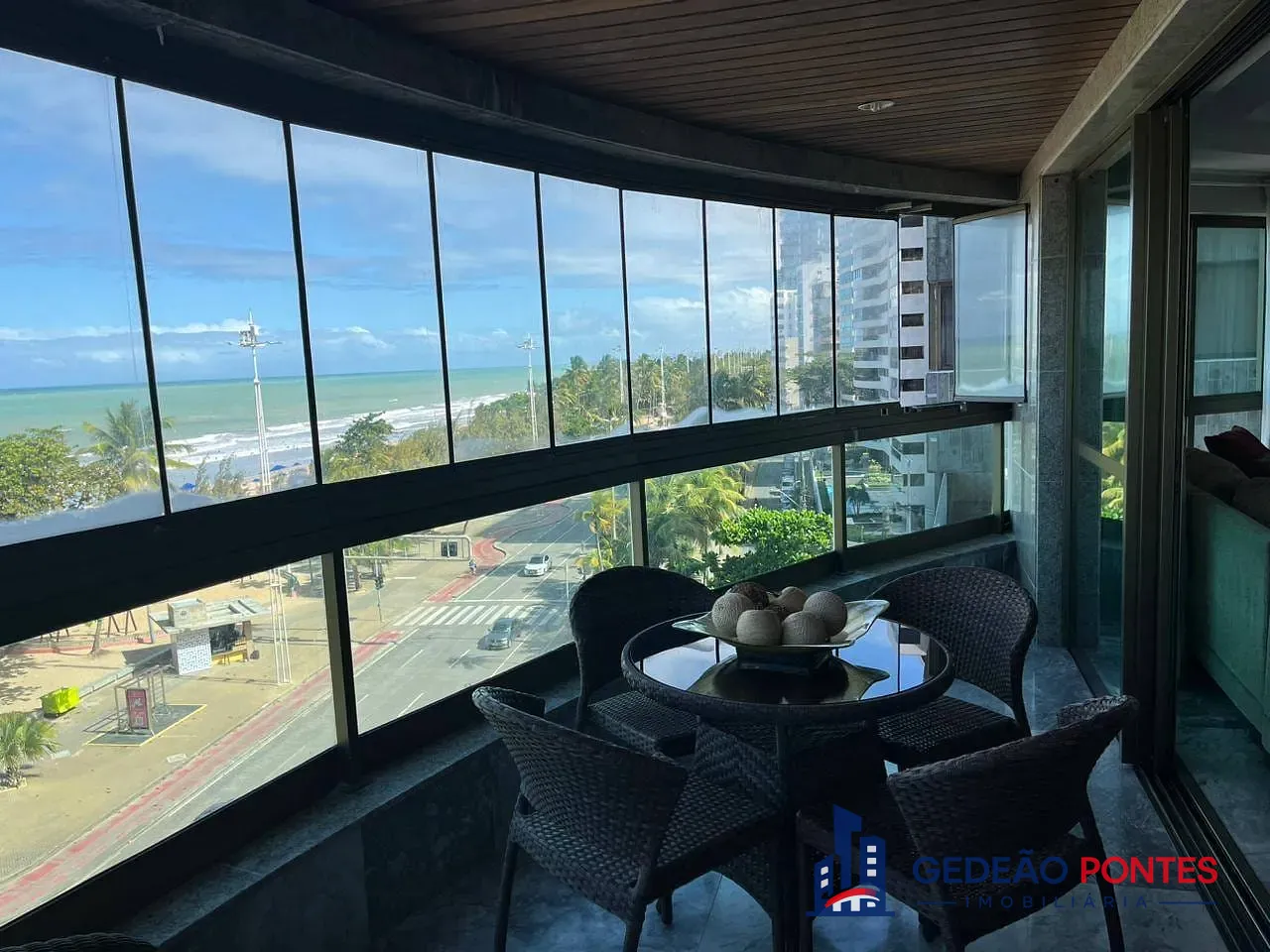 Apartamento, 4 quartos, 225 m² - Foto 1