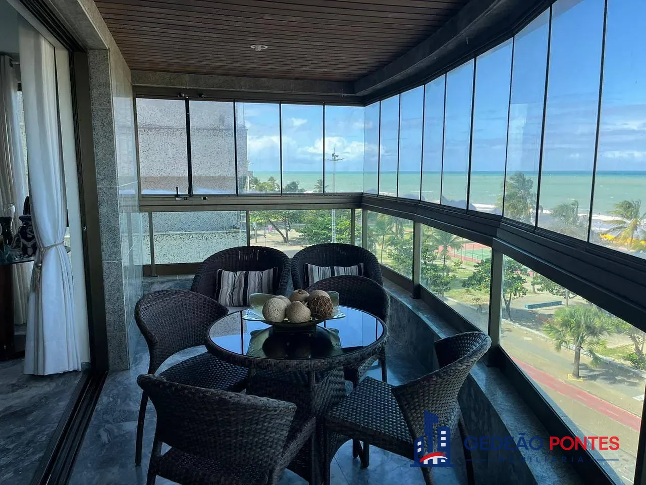 Apartamento, 4 quartos, 225 m² - Foto 2