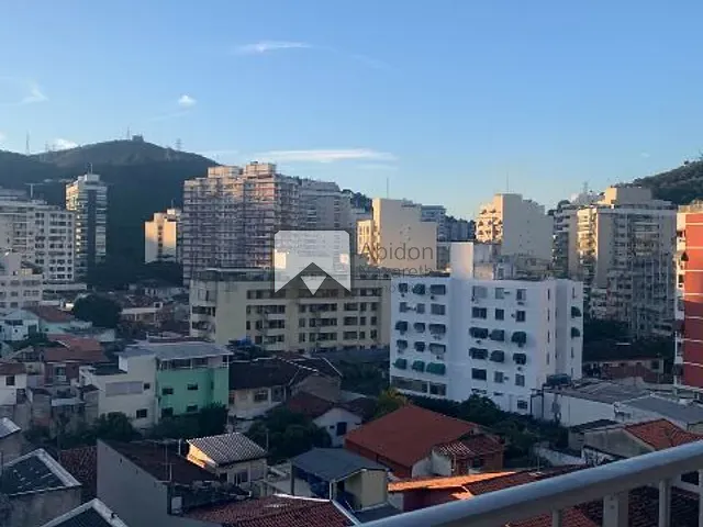 Apartamento com 90m² 2 quartos e 2 banheiros, à venda, no bairro Santa Rosa em Niterói