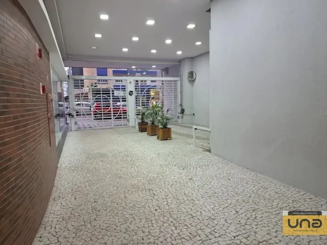 Apartamento 2 quartos e 1 banheiro, à venda, no bairro CENTRO em Curitiba