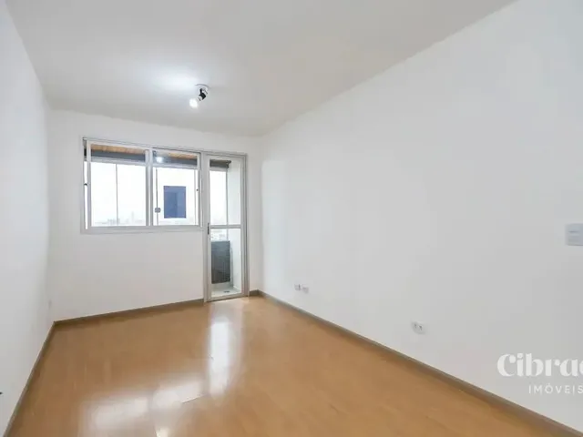 Apartamento 2 quartos e 3 banheiros, para alugar, no bairro Rebouças em Curitiba