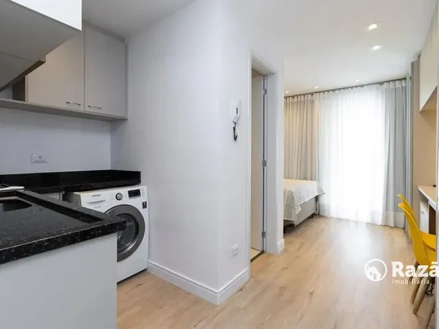 Apartamento 1 quarto e 1 banheiro, para alugar, no bairro Cristo Rei em Curitiba