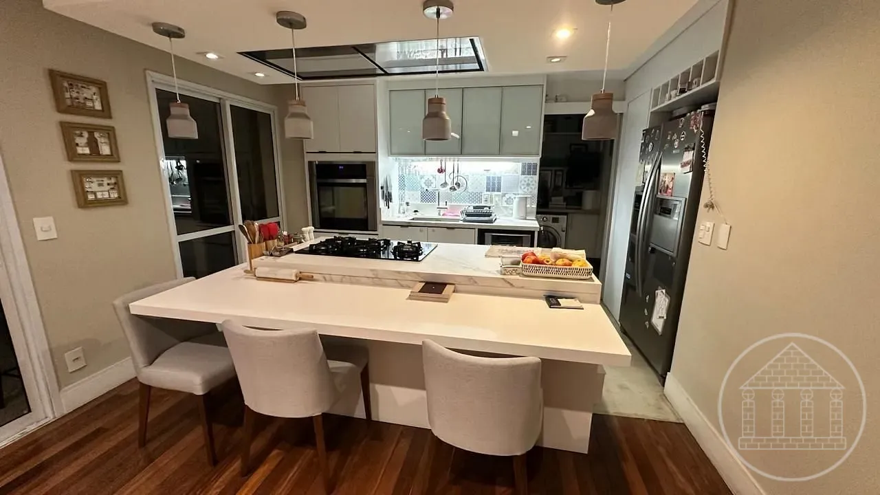 Apartamento, 3 quartos, 130 m² - Foto 2