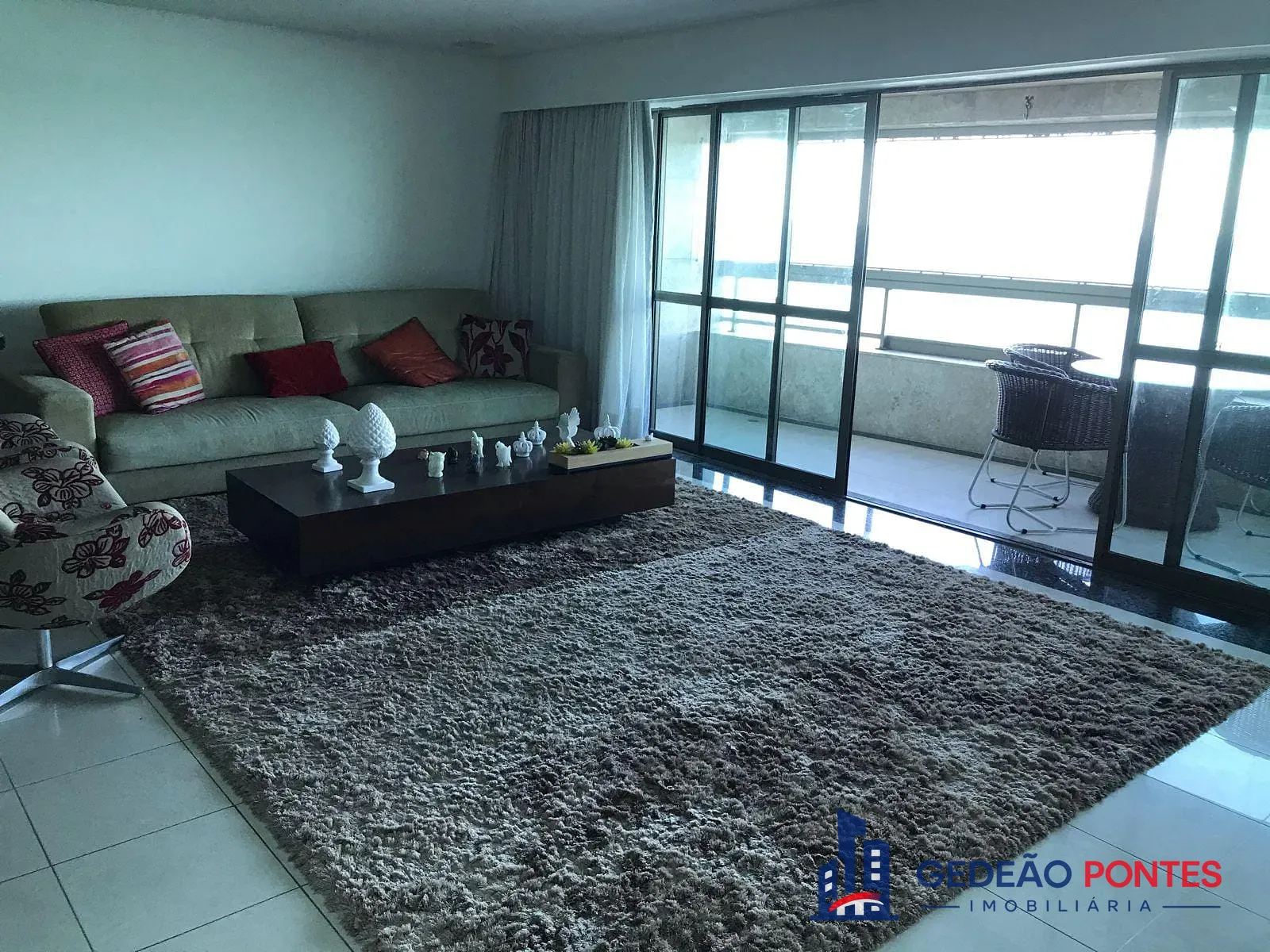 Apartamento, 3 quartos, 220 m² - Foto 2