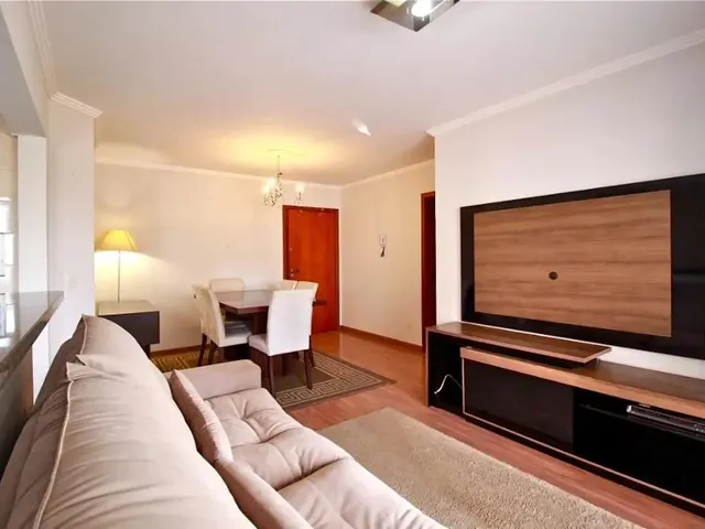 Apartamento 2 quartos e 1 banheiro, para alugar, no bairro Bigorrilho em Curitiba