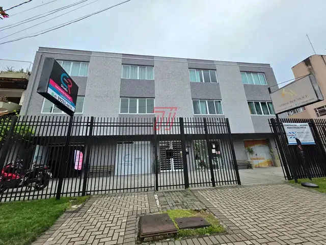 Apartamento 3 quartos e 2 banheiros, para alugar, no bairro Água Verde em Curitiba