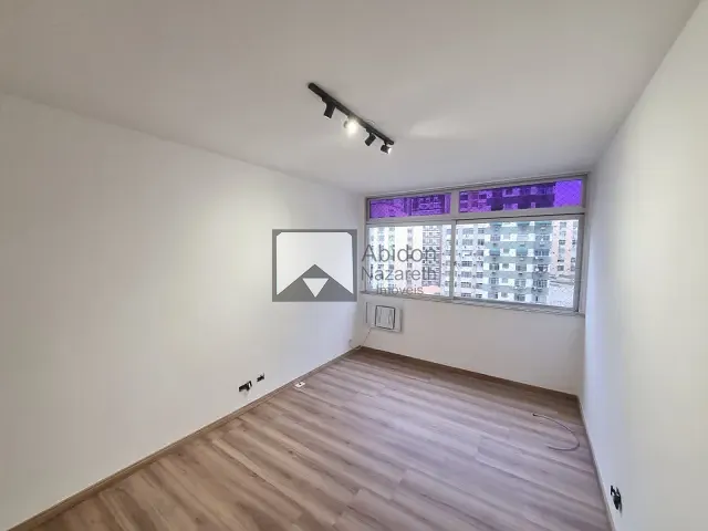 Apartamento com 120m² 3 quartos e 1 banheiro, para alugar, no bairro Icaraí em Niterói